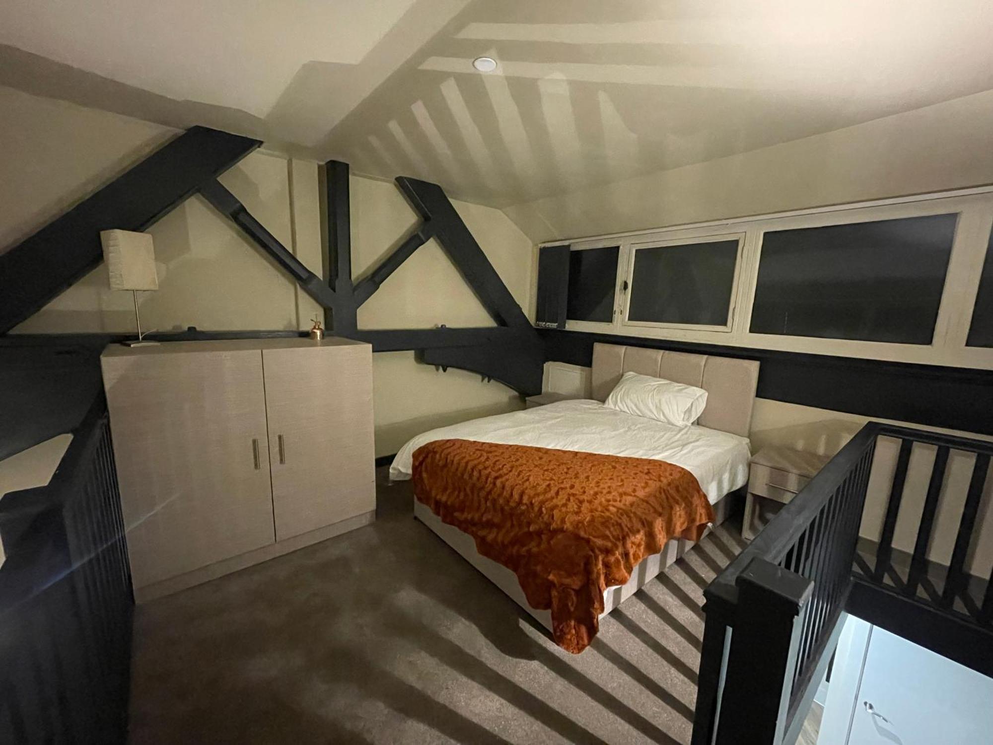 Luxury Mezzanine Apartment In Central Leeds Exterior photo