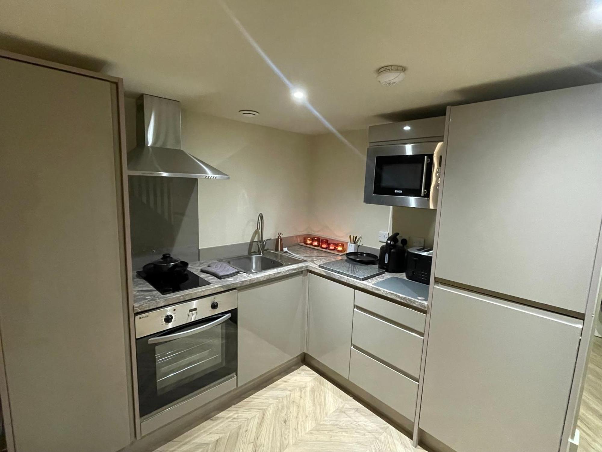 Luxury Mezzanine Apartment In Central Leeds Exterior photo